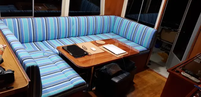 Yacht Interiors (95)