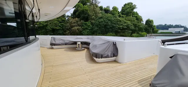 Yacht Interiors (164)