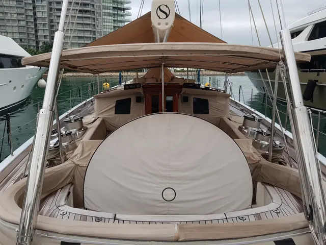 Yacht Interiors (83)