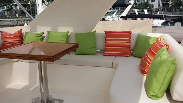 Yacht Interiors (305)