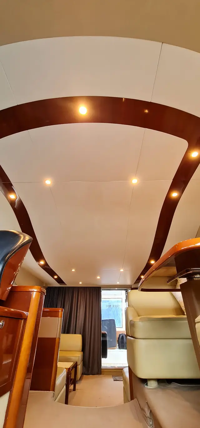 Yacht Interiors (17)