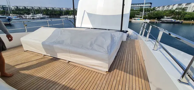 Yacht Interiors (110)