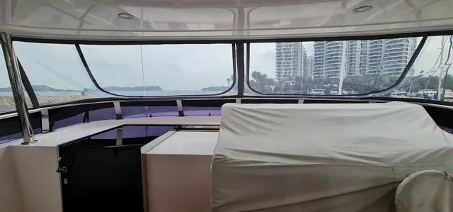 Yacht Interiors (121)