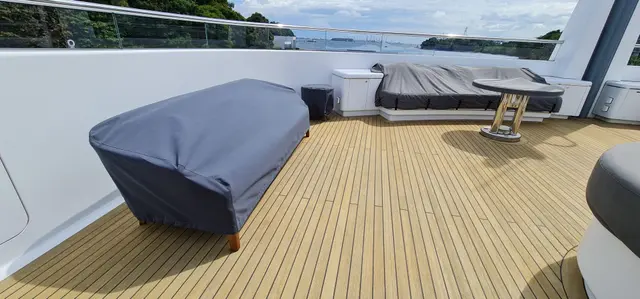 Yacht Interiors (117)