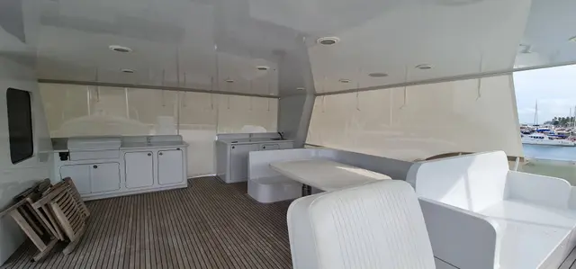Yacht Interiors (60)