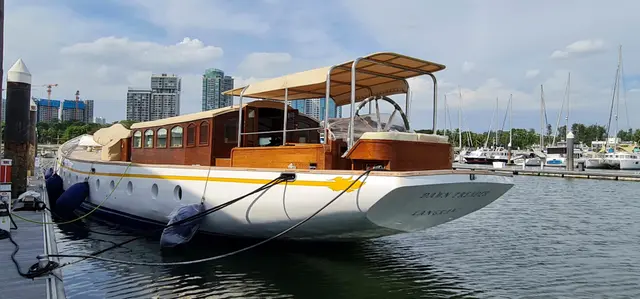 Yacht Interiors (73)