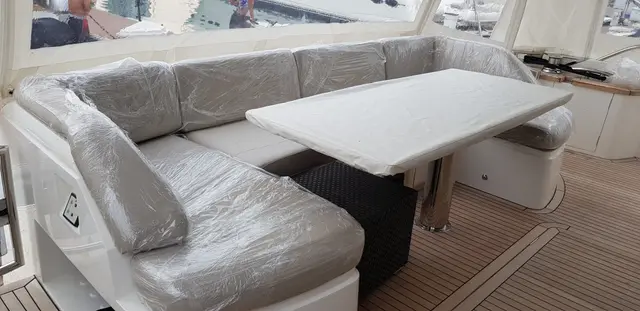 Yacht Interiors (102)