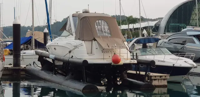Yacht Interiors (138)