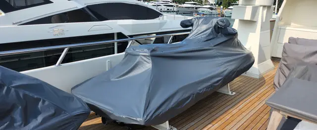 Yacht Interiors (197)