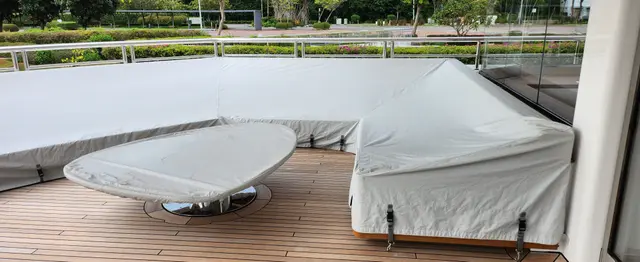 Yacht Interiors (213)