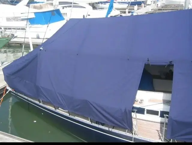 Yacht Interiors (325)