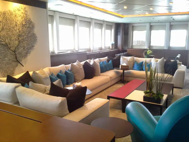 Yacht Interiors (23)