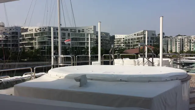 Yacht Interiors (68)